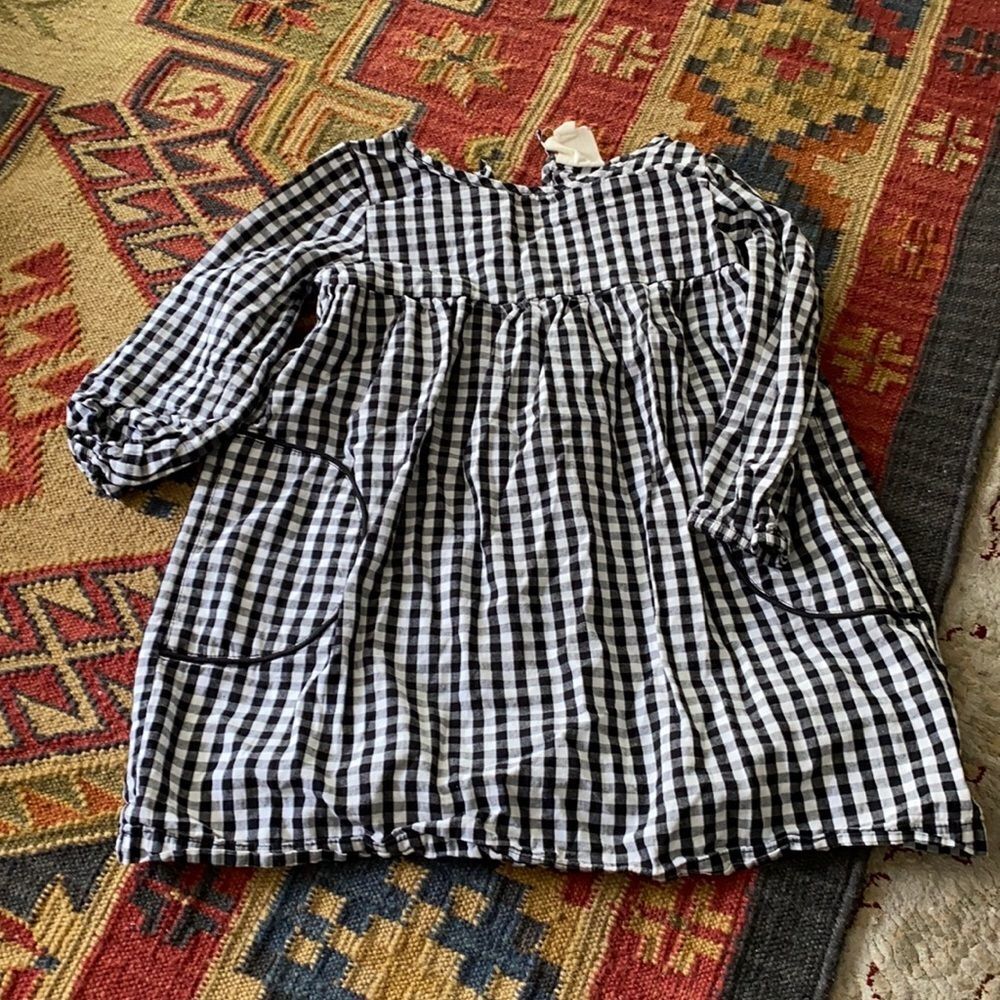Gingham plaid girls dress size 4.